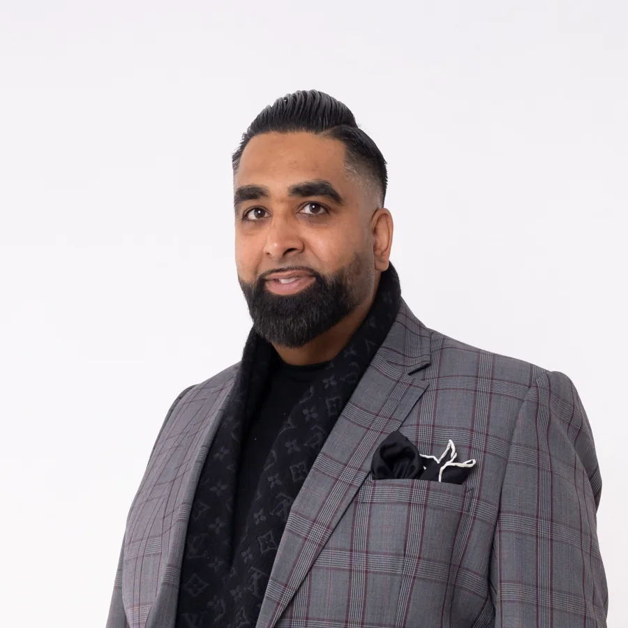Dil Banga, Broker at RE/MAX Excellence Real Estate